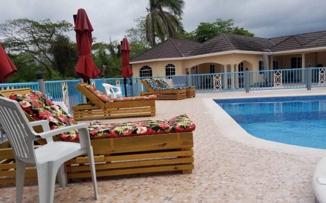 North Star Villa