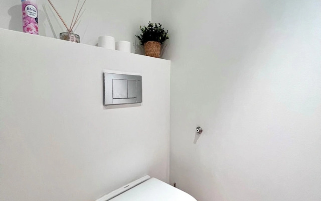 Peaceful 2 minutes European Parliament