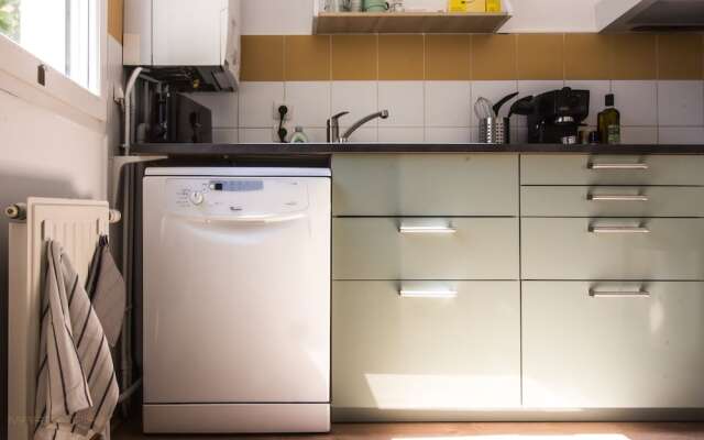 T1 Moderne Calme Studieux et Sportif