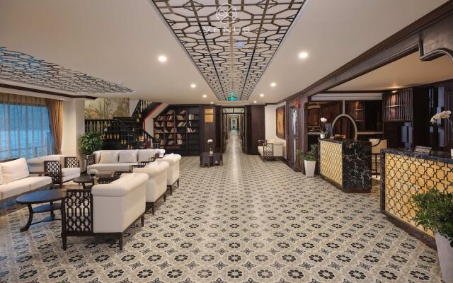 Venus Halong Cruises