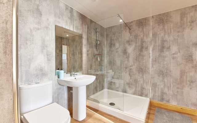 Host Stay The Gathering