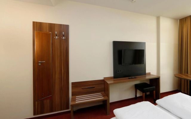 B&B HOTEL Berlin-Adlershof