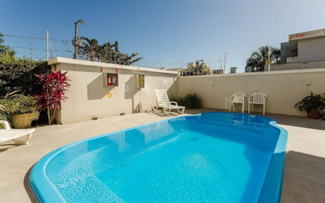 Spacious Apartment With Pool in Jurere Chr025