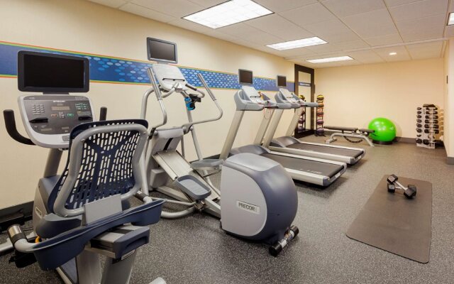 Hampton Inn Madison East Towne Mall Area