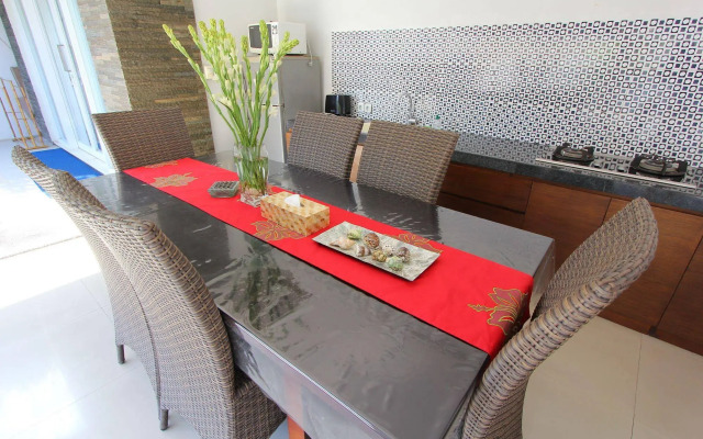 Heliconia Villa