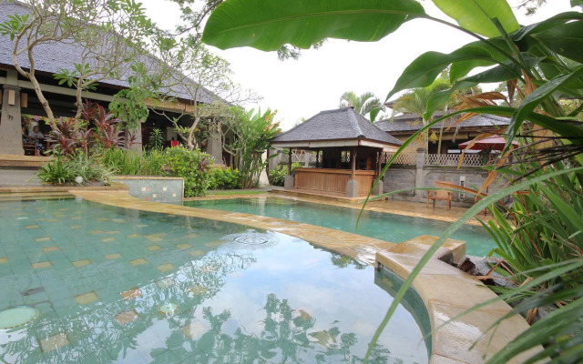 Airy Seminyak Kerobokan Kuwum Gang Rajawali Bali