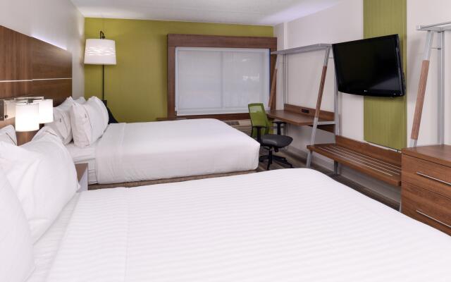 Holiday Inn Express & Suites Raleigh NE - Medical Ctr Area by IHG