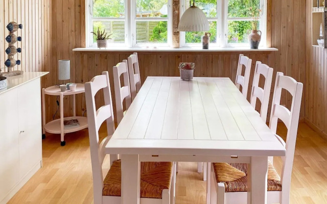6 Person Holiday Home in Grenaa-by Traum