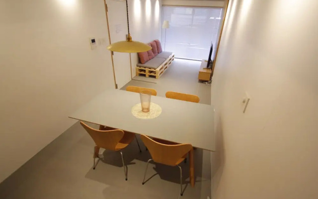 M/W Hotel