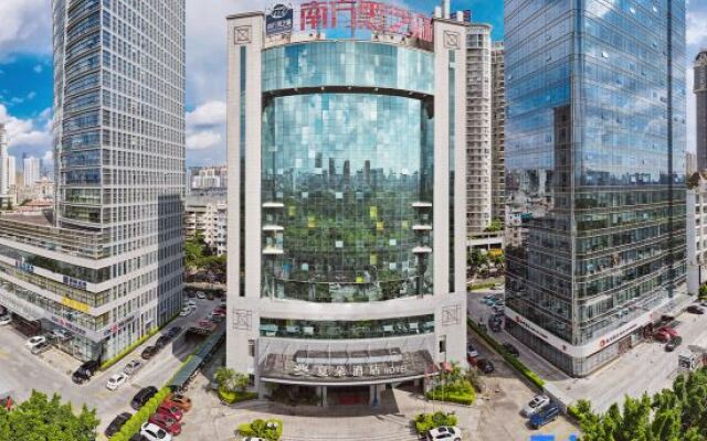 Xiadou Hotel (Nanning Nanhu Square Metro Station Store)