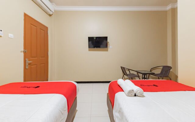 RedDoorz @ Pahlawan Street