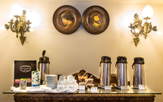 Castelo Nacional Inn