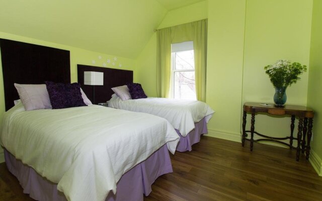 Ambercroft Bed and Breakfast