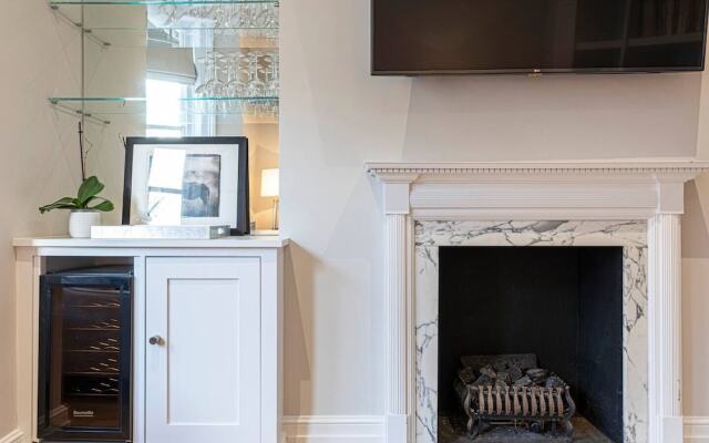Elegant 1-bed flat at the heart of Kensington