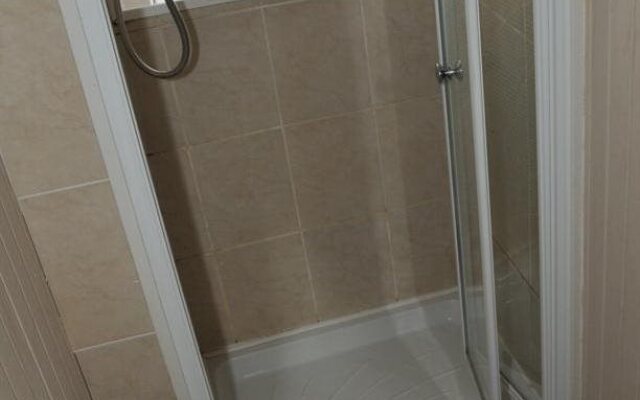 Invercloy Guest House
