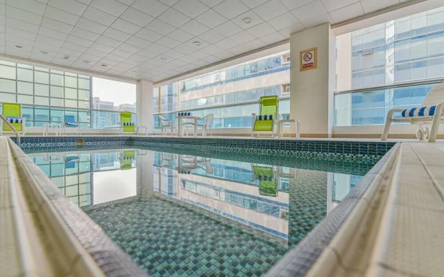 Vista Hotel Apartments Deluxe