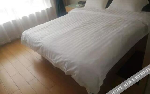 Wenling Yiding Business Hotel