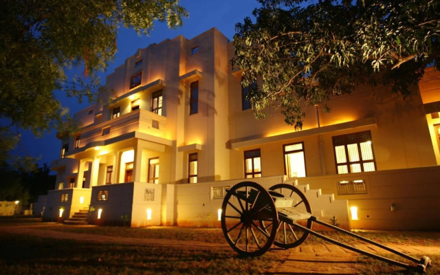 Visalam- Cgh Earth