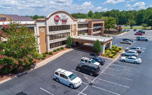 Best Western Plus Charlotte/Matthews Hotel