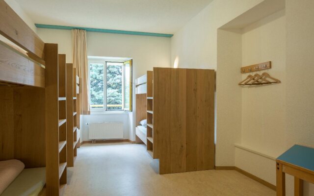 Youth Hostel Montreux