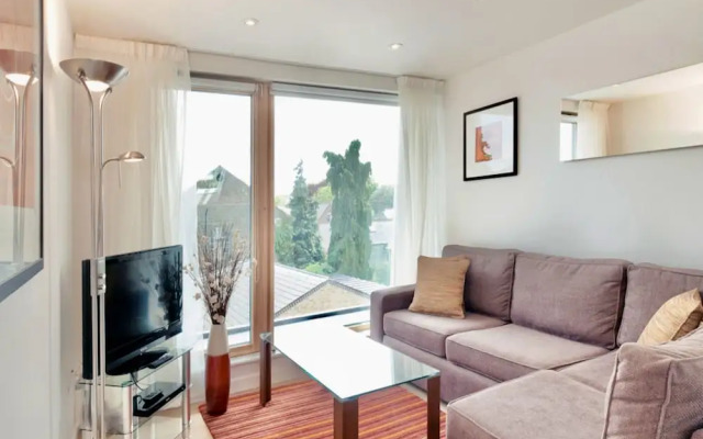 Your Space Apartments - Cambridge Place