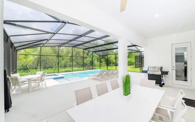 Luxury Private Pool 26 Guest Capacity Mansion