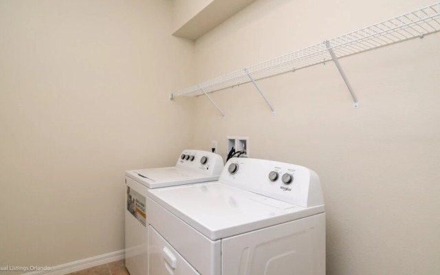 Windsor at Westside 8817