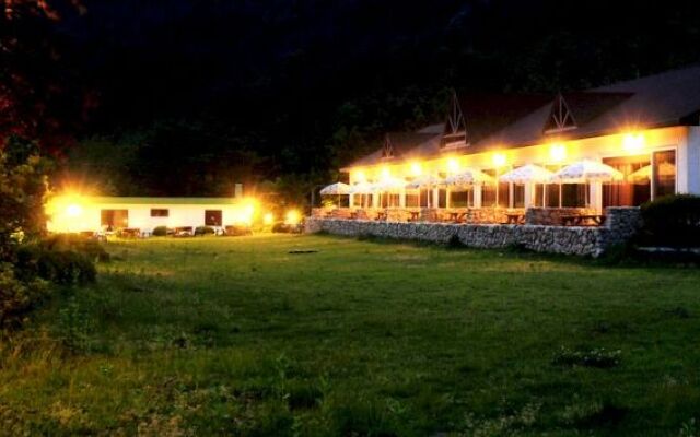 White Castle Resort