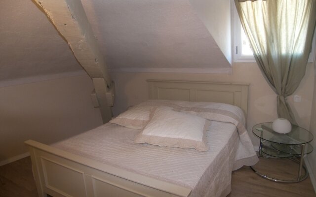 Charming apartment Forville Market