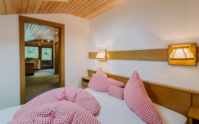 Biberhof Apartments & Camping