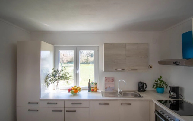 Villa for 6 persons with private pool, parking and garden in Rovinj