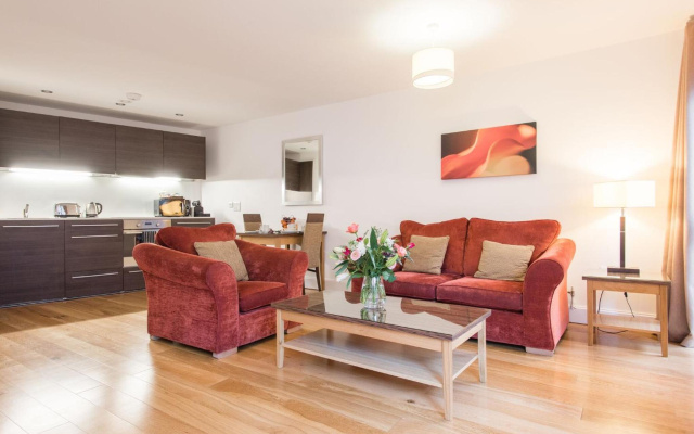 PREMIER SUITES PLUS Bristol Cabot Circus