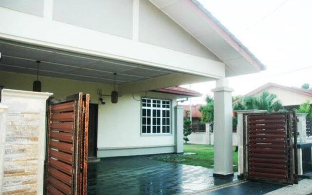 Astana View Muslim Guest House