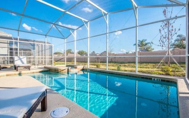 6 Bdrm 5 Bath Golf Resort