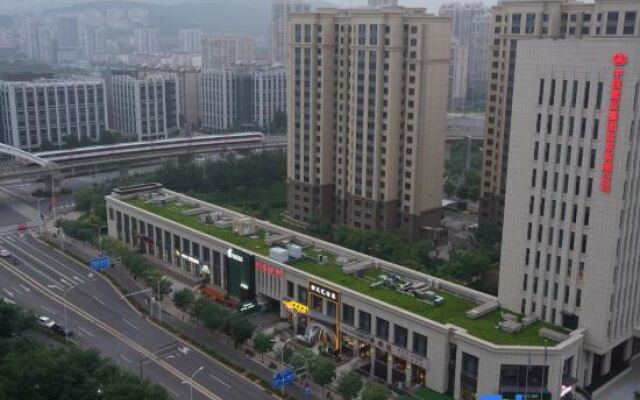 Three Hotel