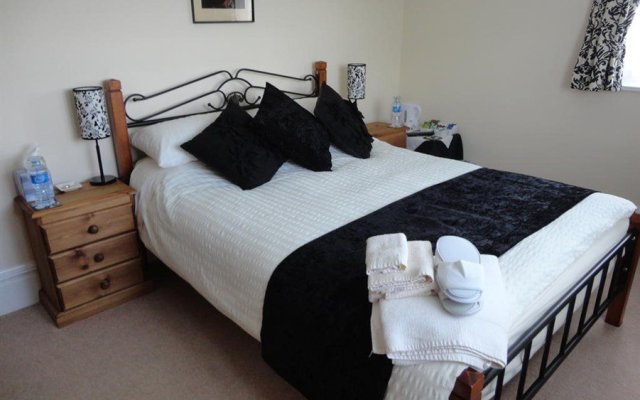 Tudor Rose Bed And Breakfast