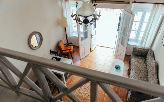 Day One Fira Mansion