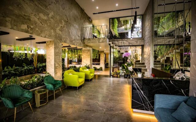 Fati Boutique Hotel & Apartment