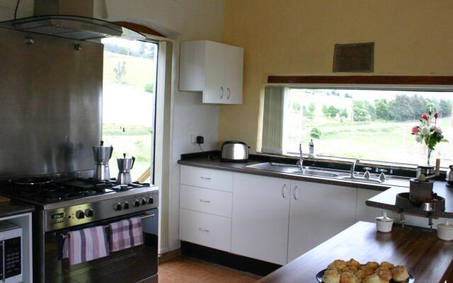Cherry Top Farmstay - Boutique Eco Village