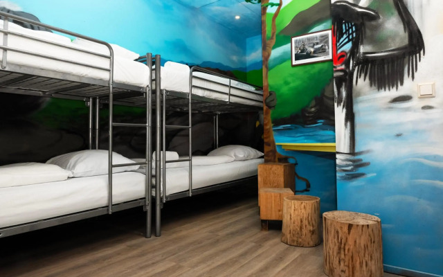 Amsterdam Teleport Hotel