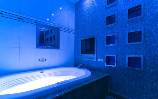 HOTEL D-WAVE Shinjuku - Adults Only