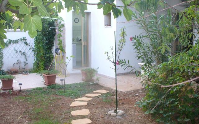 Villetta con giardino