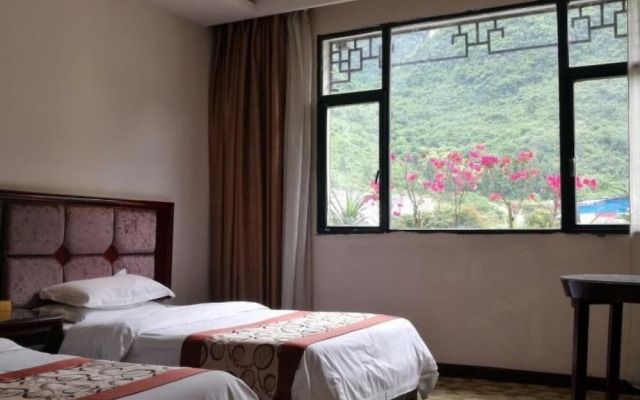 Yangshuo Tianlun Hotel