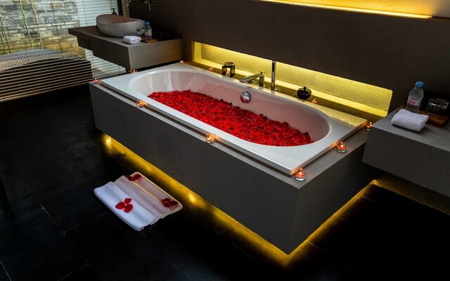 Kayumanis Yangshuo Private Villa & Spa