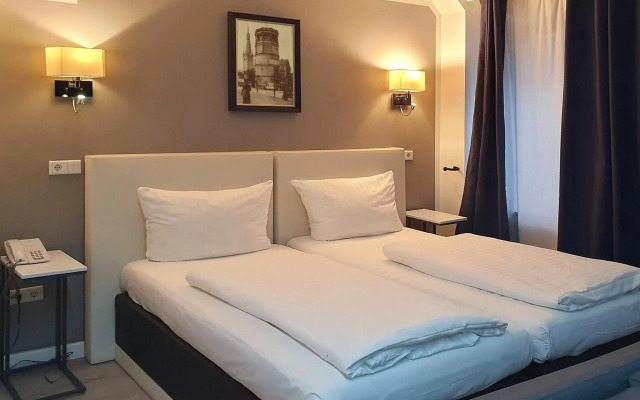 Rheinmetropole Hotel