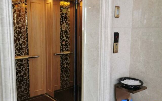 Vienna Hotel (Yantai High-Speed Railway South Station)