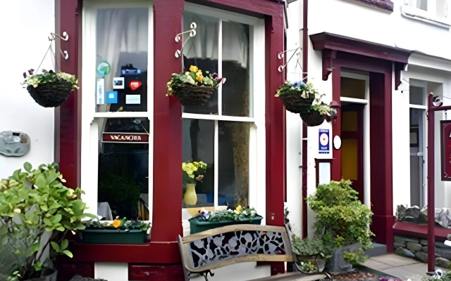Lyndhurst Guest House