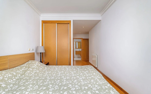 Stylish Stay in Lisbon-Scenic Views