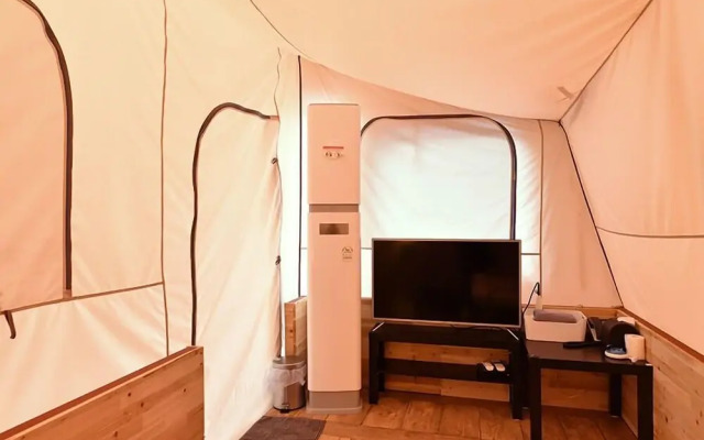 Chungjuho Camping World Glamping