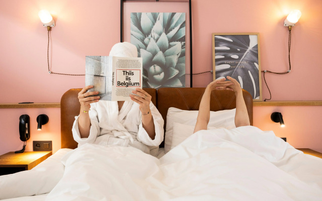 Отель Indigo Antwerp - City Centre, an IHG Hotel